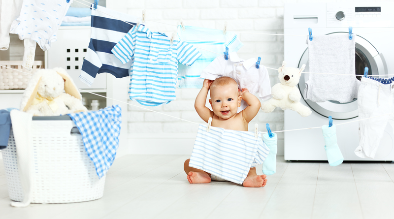 detergentes para ropa y toallitas para secadora seguros para bebés
